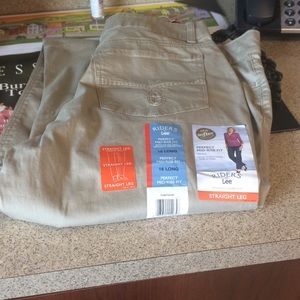 Women’s kacki pants